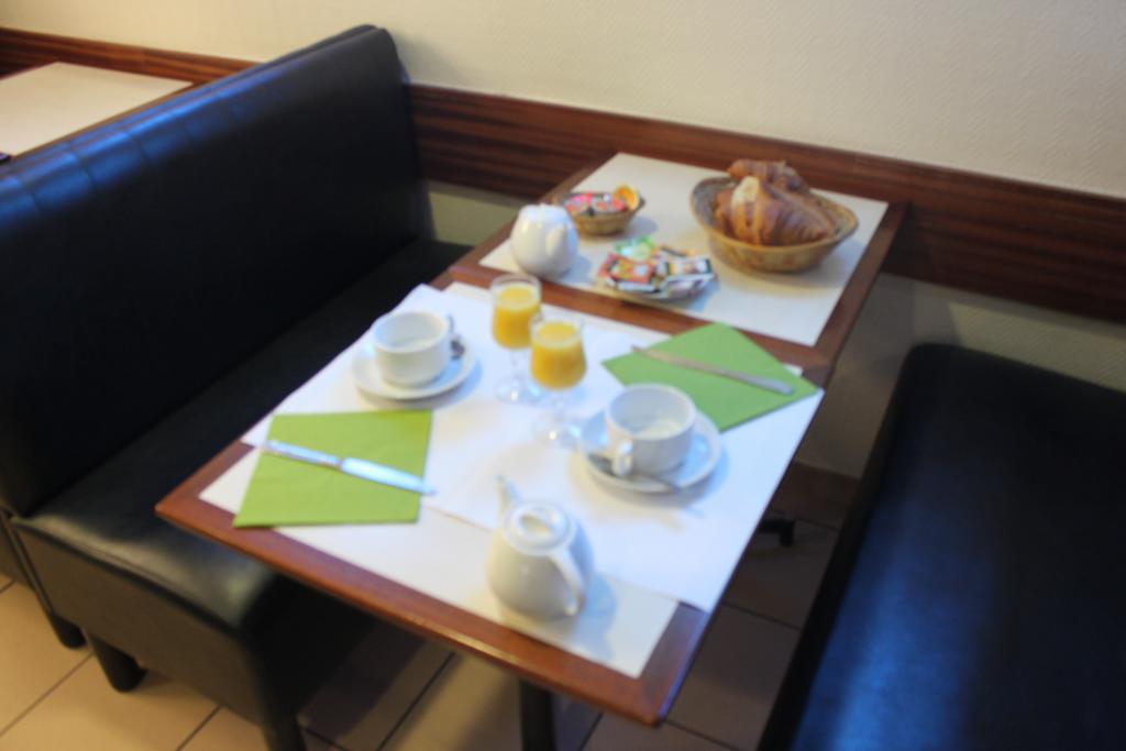 Le Pasteur Hotell Brest Eksteriør bilde